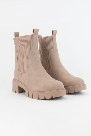 Chelsea Platform Boots